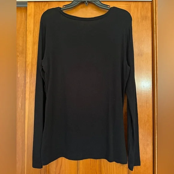 Mossimo Supply Co. Classic Black Long Sleeve Tee - Picture 3 of 3